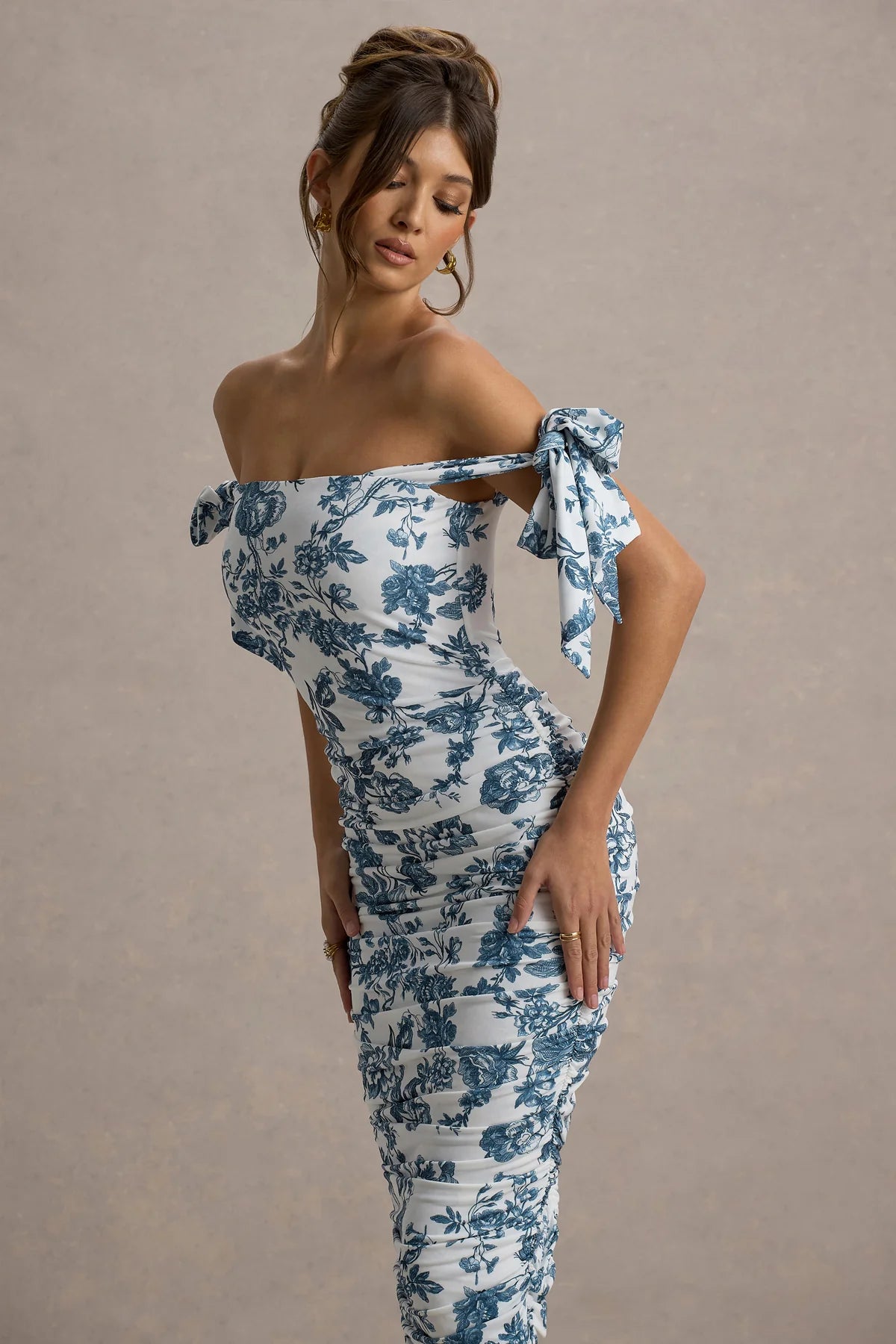 Alouro Blue Porcelain Bodycon Bow Sleeves Midi Dress